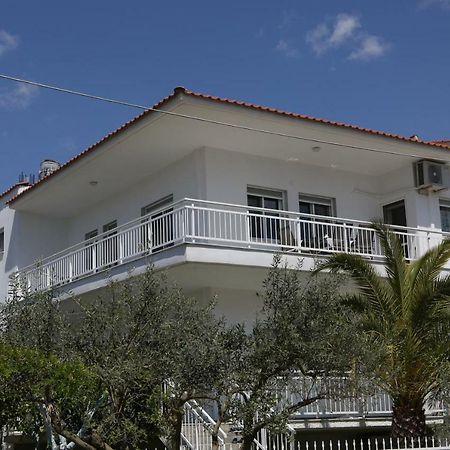 Despina Apartment Keramotí Esterno foto