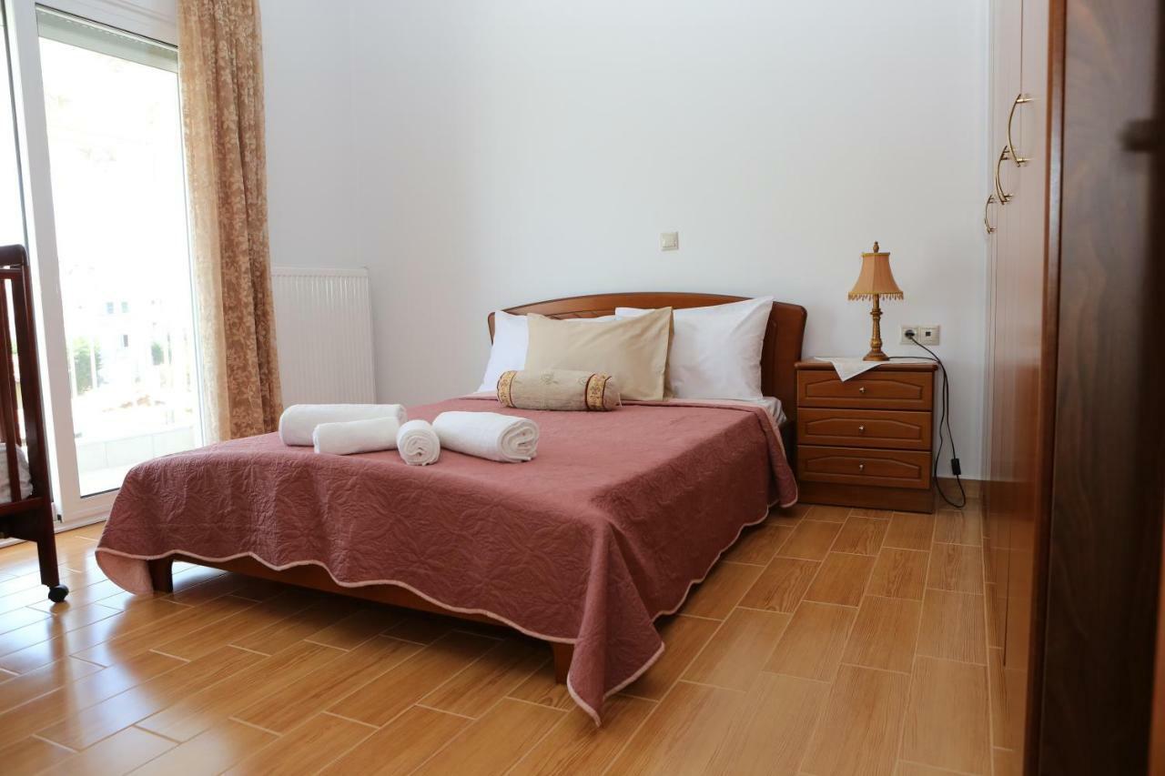 Despina Apartment Keramotí Esterno foto