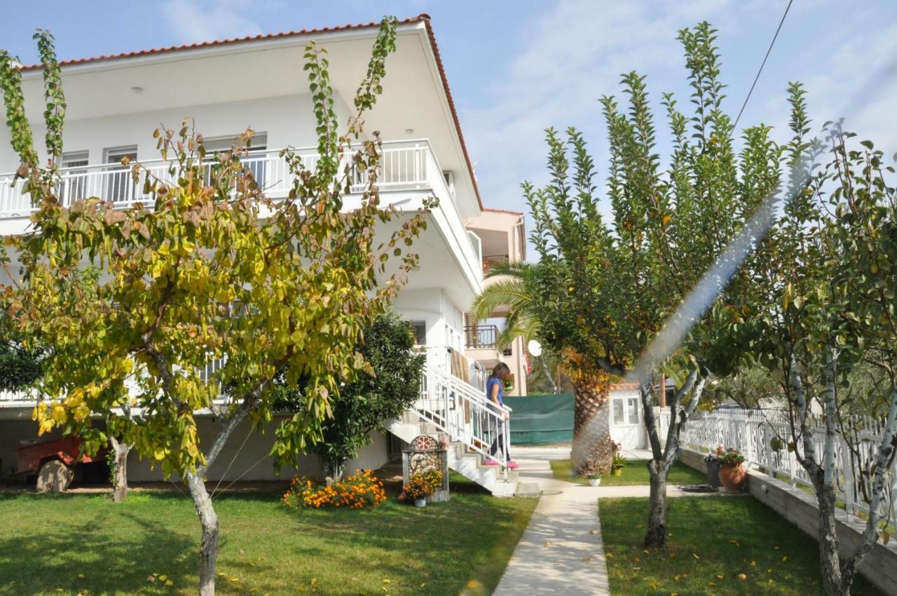 Despina Apartment Keramotí Esterno foto