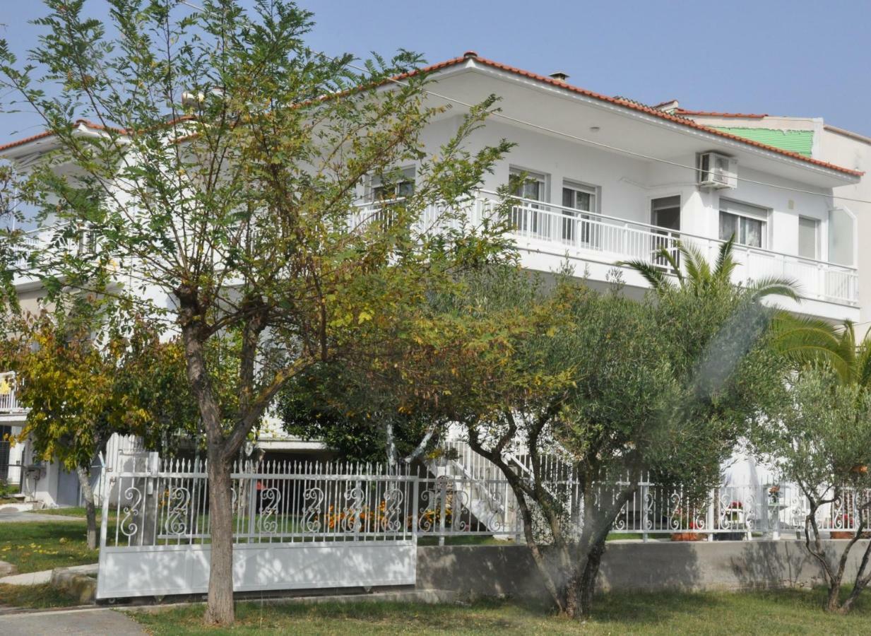 Despina Apartment Keramotí Esterno foto